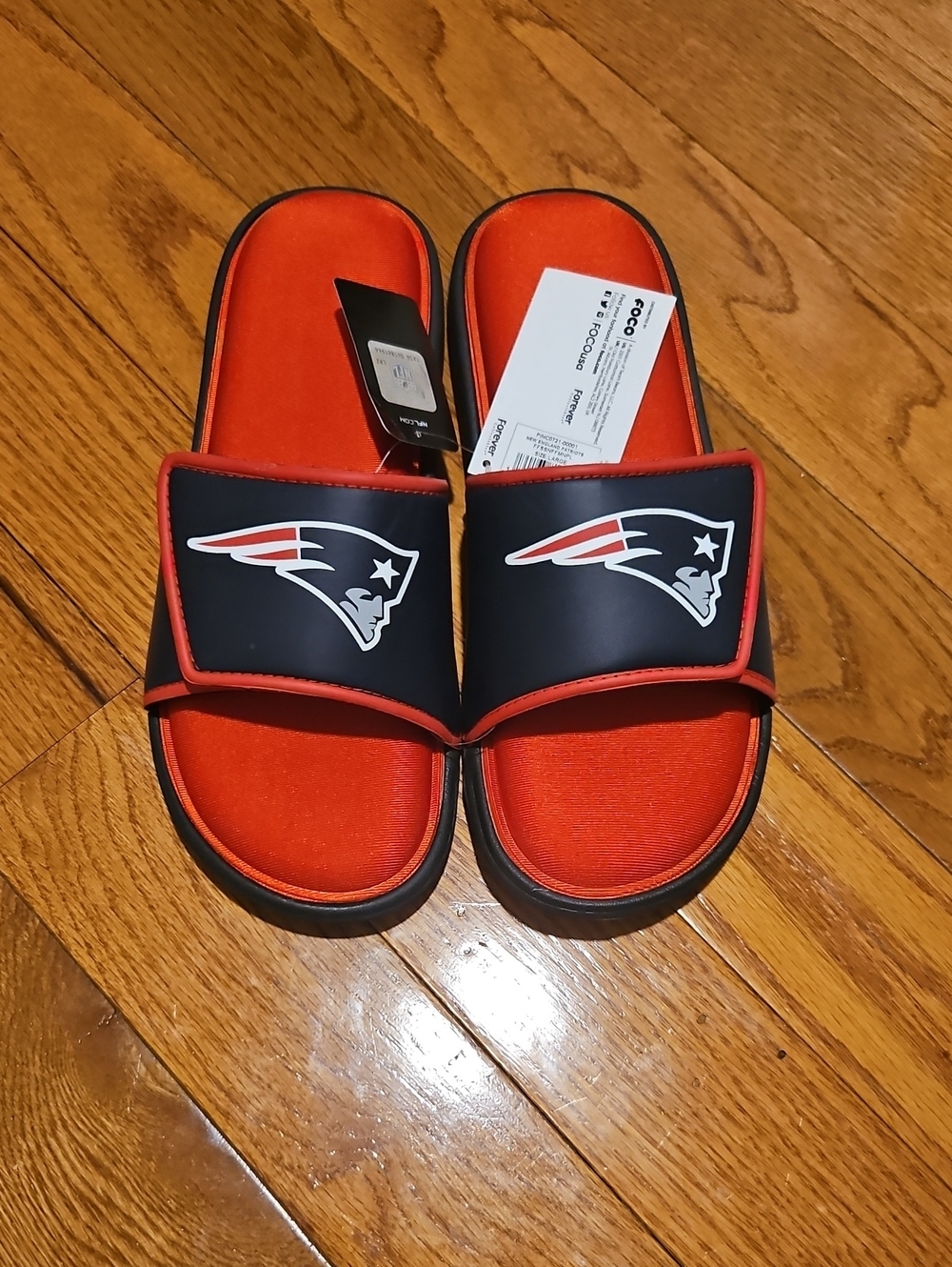 NWT New England Patriots Unisex Slide Sandals (L)
